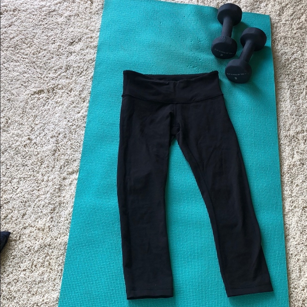 The Best Basic Black Lululemon Capri Leggings - image 1